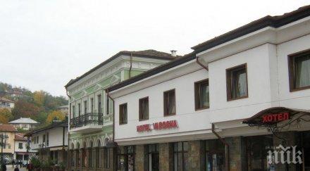 благородна кауза фотограф ловеч организира благотворителна кампания помощ годишно момче