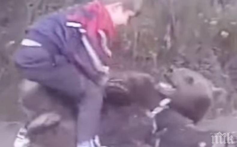 Вижте как 9-годишният Хабиб Нурмагомедов се бори с мечка (ВИДЕО)