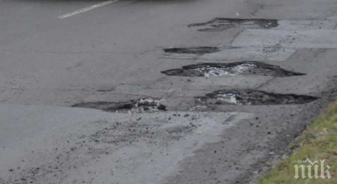 Правителството отпуска 150 млн. лева допълнително за републиканските пътища