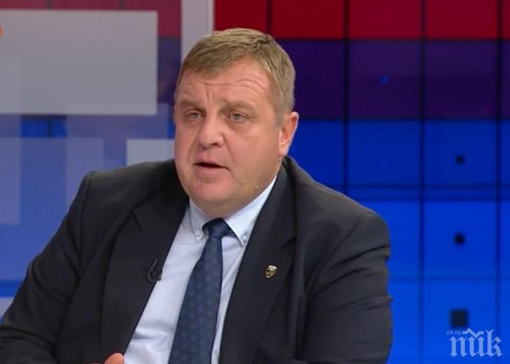 Каракачанов: Над 5500 души не достигат в армията