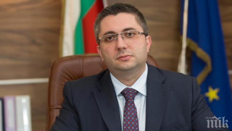 Николай Нанков подаде оставка като депутат