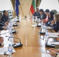 НДК събира лидери от Китай и Източна и Централна Европа