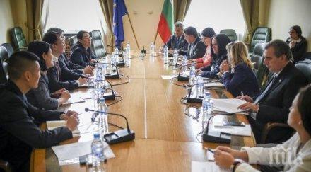 ндк събира лидери китай източна централна европа