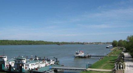 дунав достигна критично ниски нива