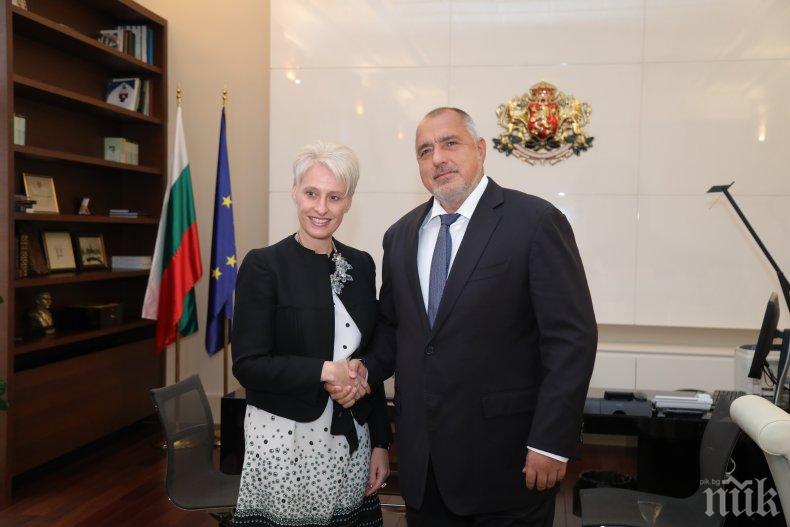 Премиерът Борисов се срещна с посланика на Великобритания Ема Хопкинс