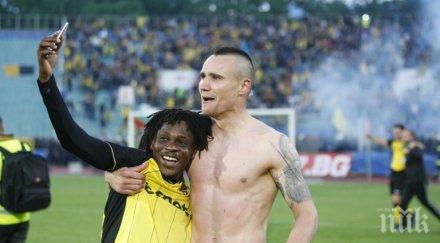 изненадващ футболист появи черно море виктор генев тренира варненци