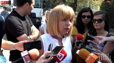 фандъкова дупката кристал остава протестът излишен