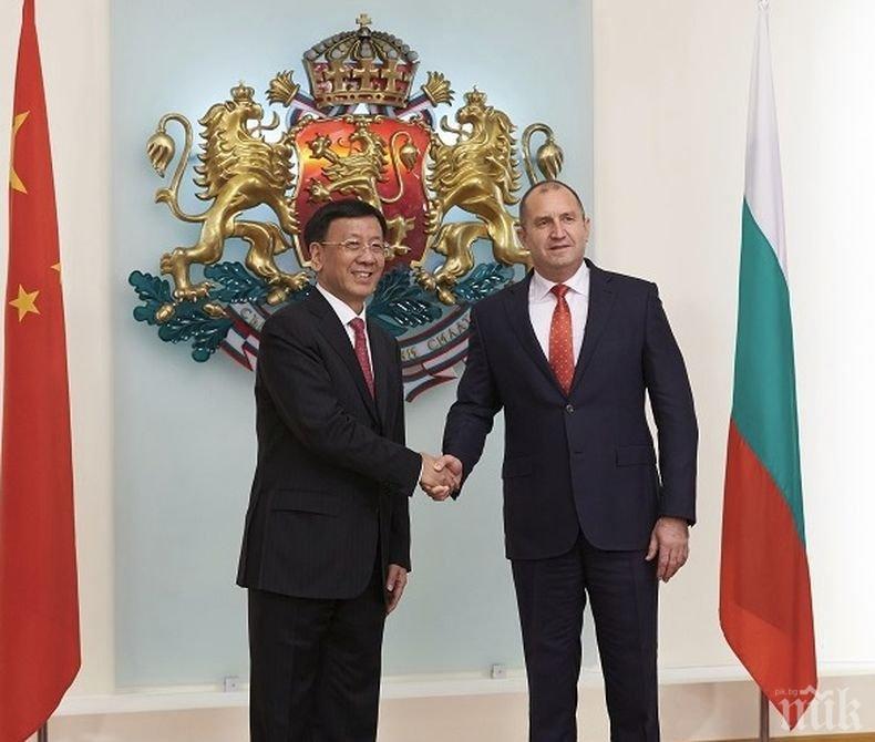 Румен Радев с призив  за засилване на инвестиционното сътрудничество между България и Китай