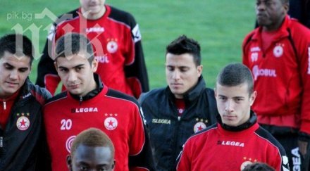 нарочените гонене шефове гледат тренировката стоичков цска