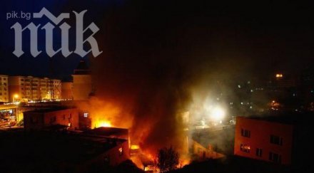 опитаха взривят кола посолството италия либия