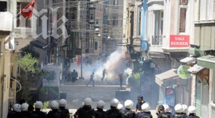 хиляди протестиращи нахлуха площад таксим истанбул