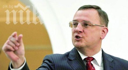 нощни арести депутати чехия