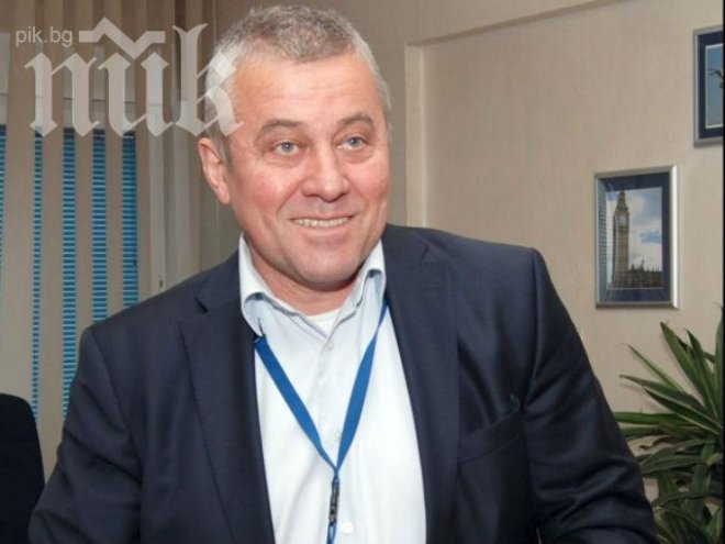 Кабинетът прие оставката на шефа на Авиоотряд 28