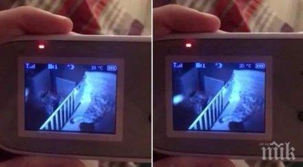 ужасяващо тъмни сили преследват дете видео