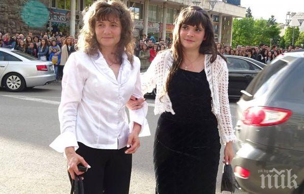 Пуснаха от домашен арест майката и дъщерята, хвърлили новородено бебе от 7-ия етаж 