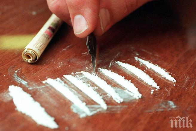 Наркотици плъзнаха в икономическия университет в Атина