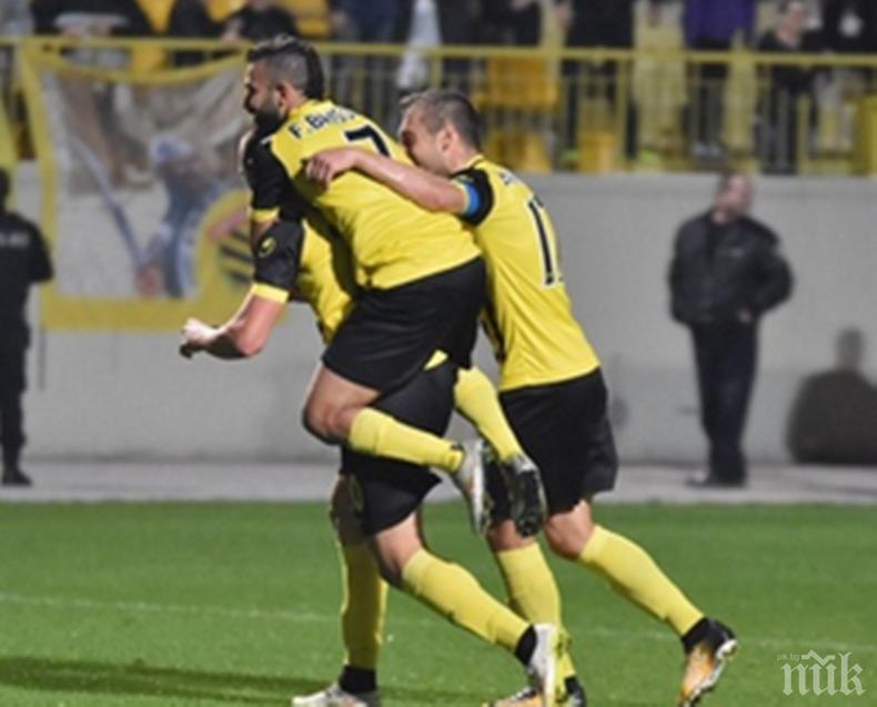 Интересно решение при канарите