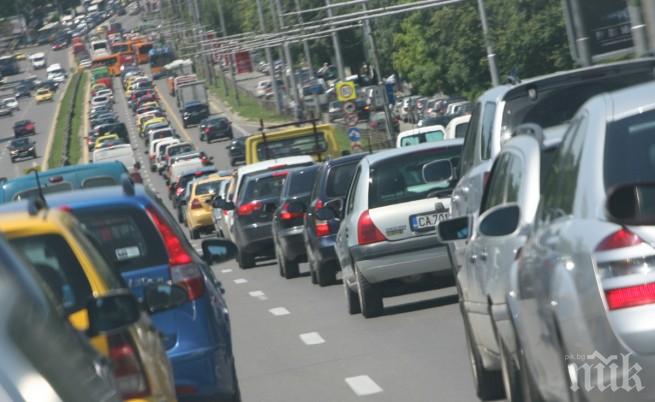 Новите данъци за старите автомобили ще струват 20 млн. лв. допълнително на собствениците им
