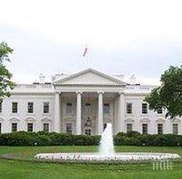 Белия дом осъди опитите за бомбени нападения срещу Обама и Клинтън