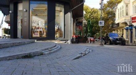 разбити стълби спъват варненци центъра