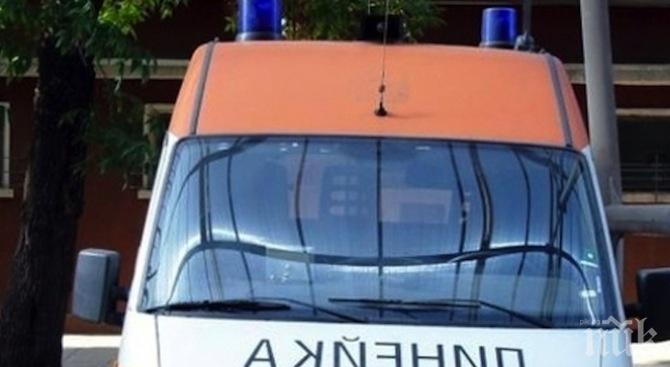 НЕЛЕП ИНЦИДЕНТ: Граничен полицай падна по стълбите на блок, който се санира в Петрич