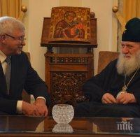 Министърът на здравеопазването с молба към православната църква за донорството