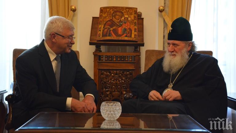 Министърът на здравеопазването с молба към православната църква за донорството