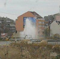 Нов фонтан във Варна - огромен воден стълб изригна на строежа на булевард 