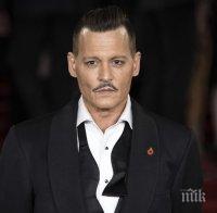 Джони Деп свали цената на фермата си за коне