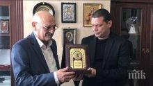Илиан Тодоров и шефът на дирекция „Вероизповедания“ Емил Велинов обединяват усилия за връщането на българските църковни имоти до Божи гроб