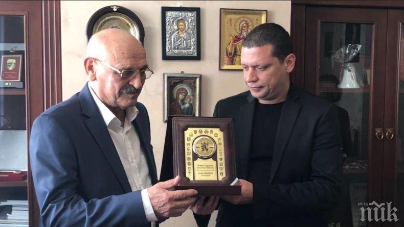 Илиан Тодоров и шефът на дирекция „Вероизповедания“ Емил Велинов обединяват усилия за връщането на българските църковни имоти до Божи  гроб