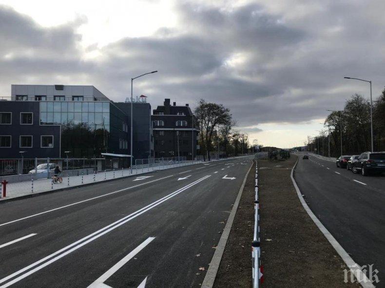 Отвориха движението по новия участък на бул. Сливница (СНИМКИ)
