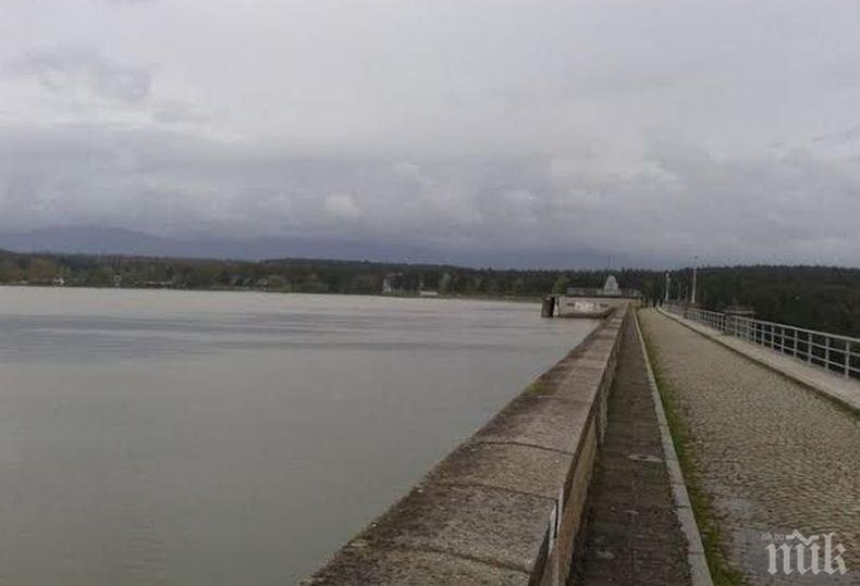 Проверяват язовирите в Монтанско