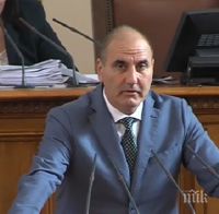 Цветанов честити професионалния празник на полицаите