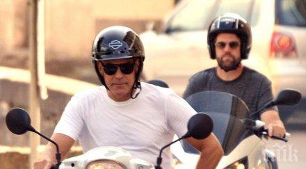 мъж чехъл джордж клуни продаде мотора заповед жена