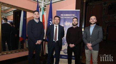 нашите пълководци оживяха 300 души военния клуб софия