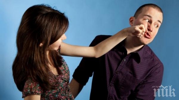 ЕКШЪН: Яка мадама потроши от бой мъж на възлово кръстовище