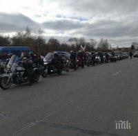 Над 500 автомобили и мотори се събраха в Пловдив на протест срещу високите цени на горивата