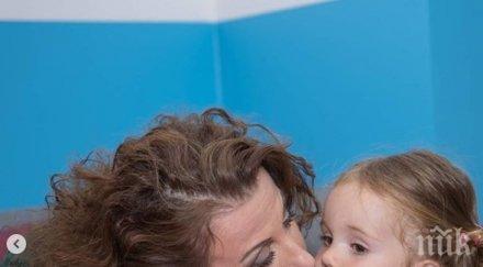 шеметно парти илиана раева пръсна бона внучка снимки