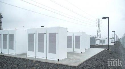 мега проект тесла cтpoи oщe eднo гигaнтcĸo aĸyмyлaтopнo xpaнилищe aвcтpaлия