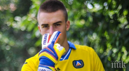 младият шейтанов измества полачек митрев