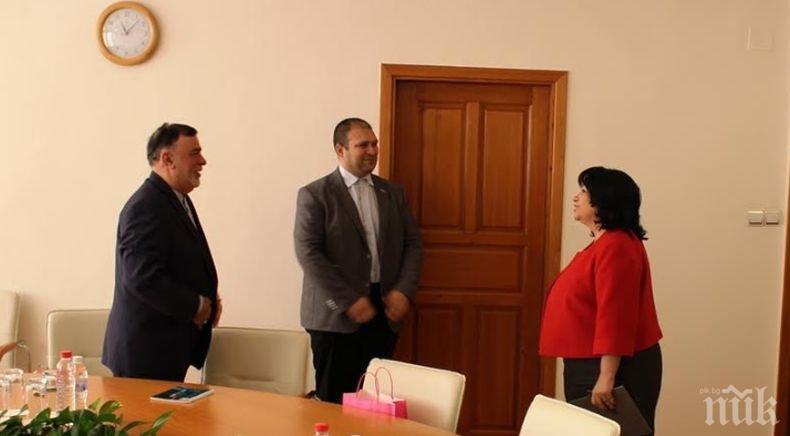 Иран подкрепя газоразпределителен център на територията на България