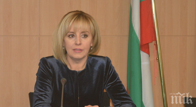 Мая Манолова организира втора работна среща за безопасността на пътя край Своге