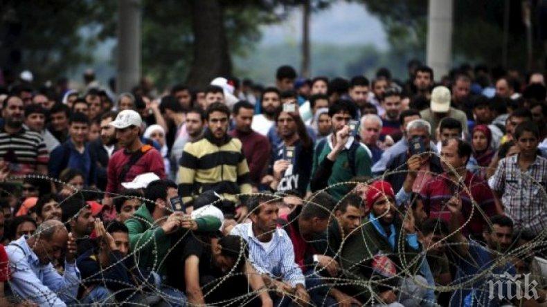 ЧЕЛЕН ПРИМЕР: Чехия отхвърли пакта за миграция на ООН