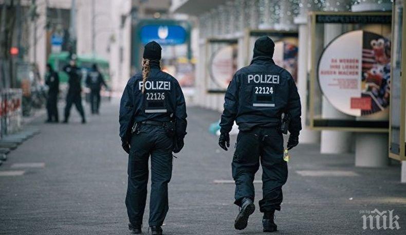 Германски актьори излязоха на протест заради нови карантинни правила