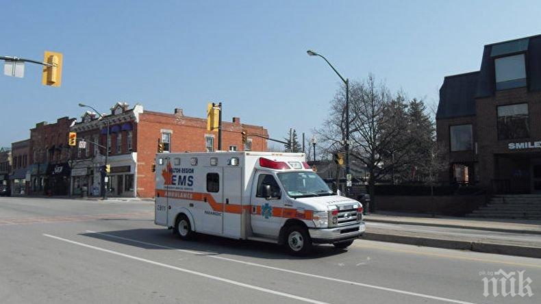 25 пострадали при катастрофа на автобус в електрически стълб в Торонто