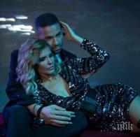 Гръцки секссимвол хълца по Анелия