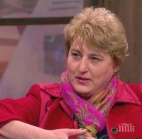 ГНУСНА ГАВРА: Домът на адвокатка осъмна с некролог, че е починала от черни магии 