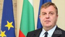 ПЪРВО В ПИК TV: Вицепремиерът Каракачанов си тръгна от коалиционния съвет - лидерът на ВМРО безмълвен (ОБНОВЕНА)