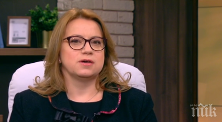 деница златева повтаря папагал бсп стои протестите